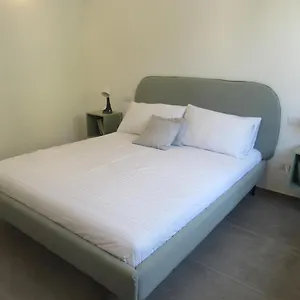 Apartment Make A Wish - Near The Center With Private Parking, Como
